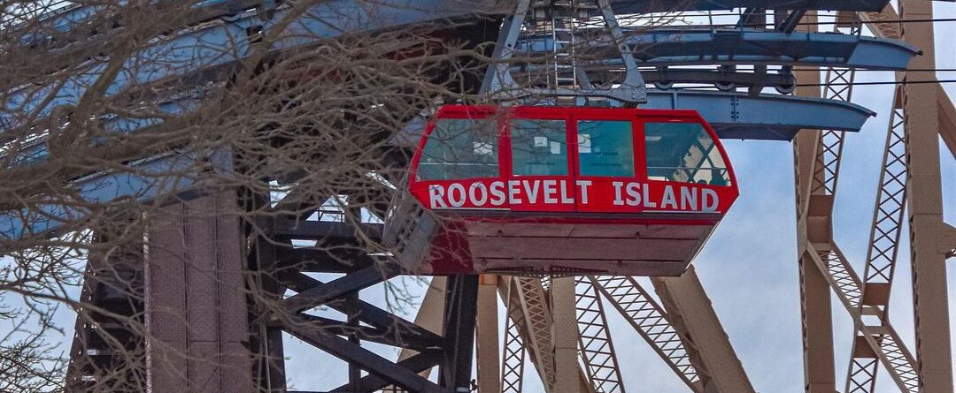 Iconic first ever Aerial Tramway in North America from Manhattan to Roosevelt Is…