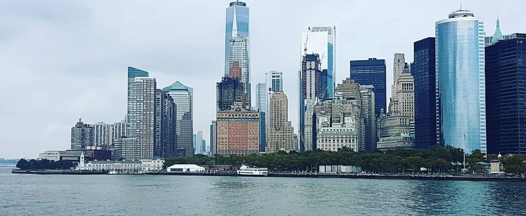 Nice picture from Manhattan 

#newyork #usa #usatravel #manhattan #rooseveltisla…
