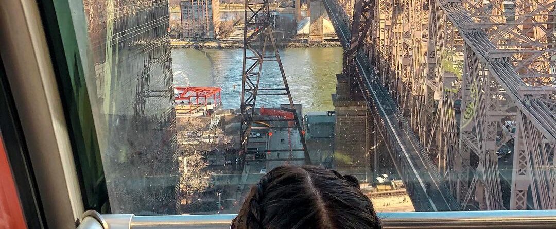 One of my favorite ways to commute in NY is taking the Roosevelt Island Tramway!…