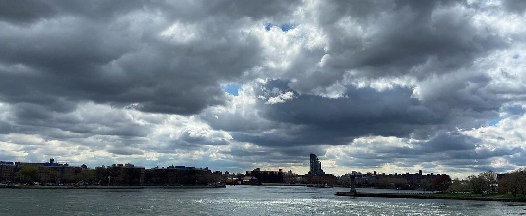We love this hauntingly gorgeous view of Roosevelt Island on a cloudy day! What …