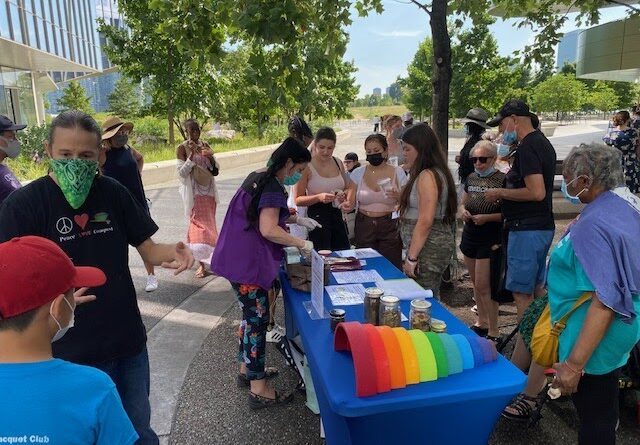Roosevelt Islander Online: Roosevelt Island Residents Got Scoop On New iDig2Learn Bellies, Bins & Beauty Initiative Last Sunday Under Tulip Poplar Tree At Cornell Tech Campus And Ice Cream Too With Edible Compostable Spoon